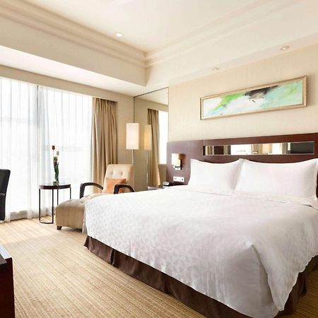 Ramada Plaza Lianyungang Hotel Kültér fotó
