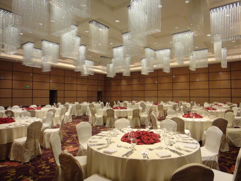 Ramada Plaza Lianyungang Hotel Kültér fotó