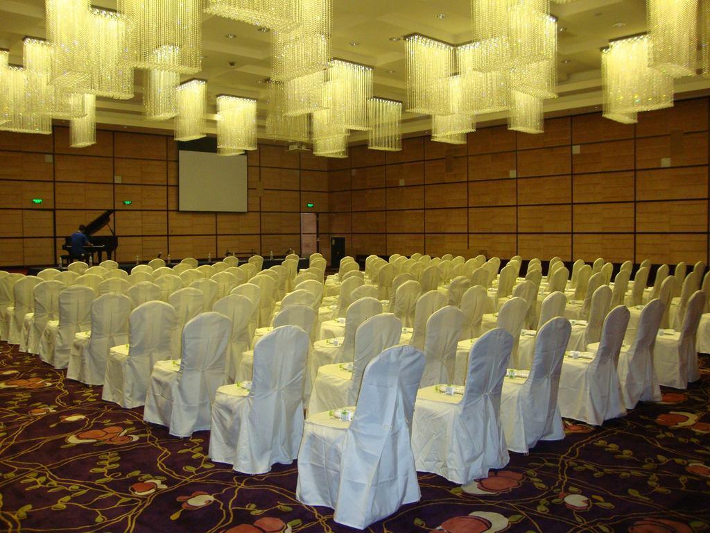 Ramada Plaza Lianyungang Hotel Kültér fotó