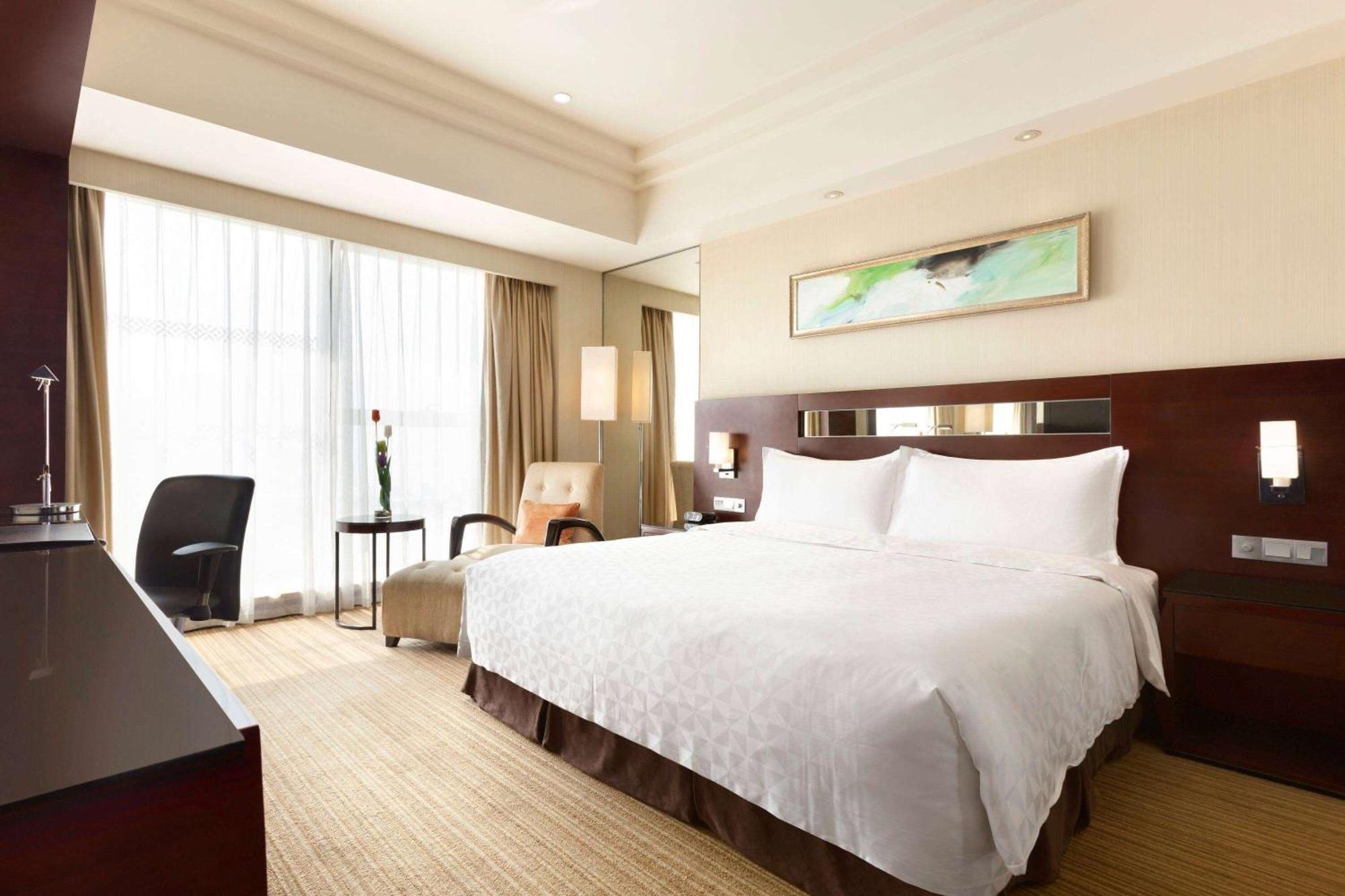 Ramada Plaza Lianyungang Hotel Kültér fotó