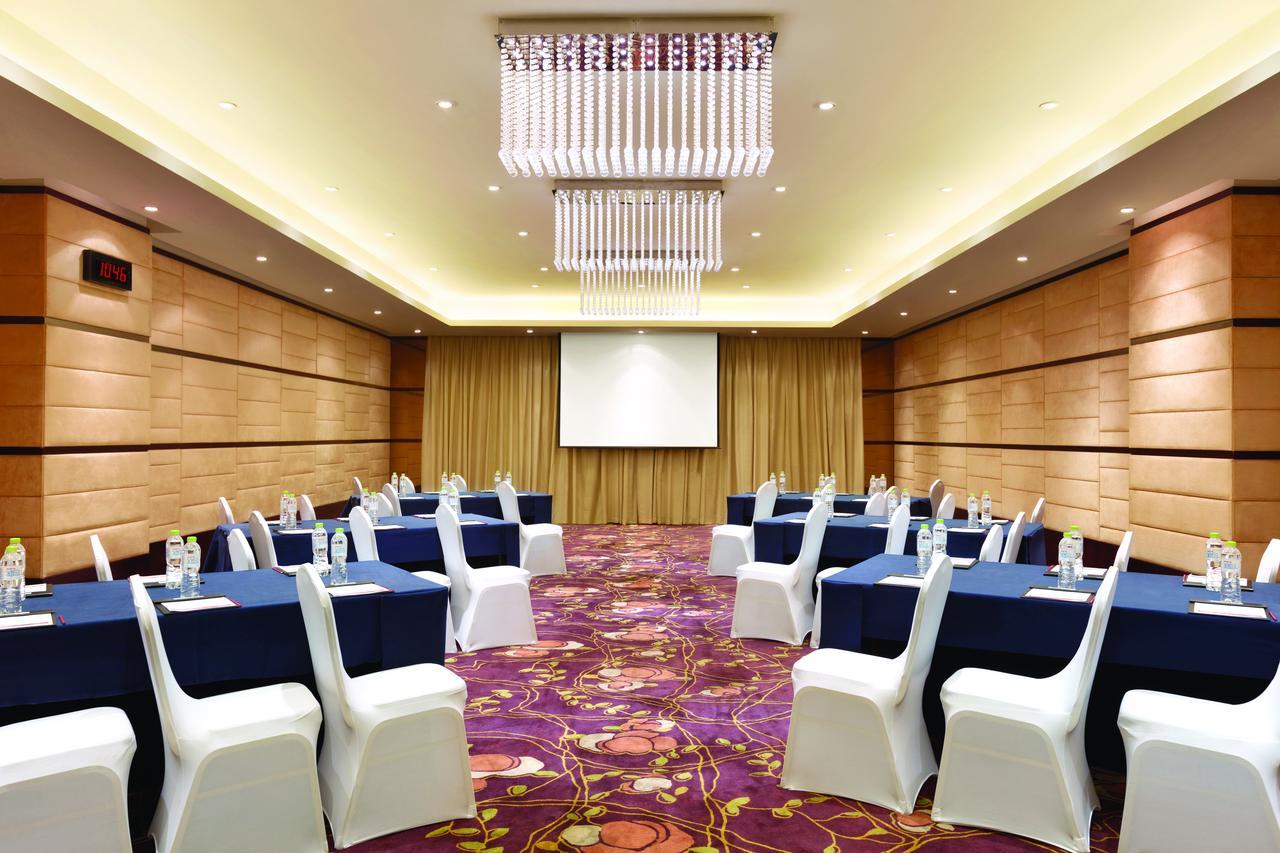 Ramada Plaza Lianyungang Hotel Kültér fotó